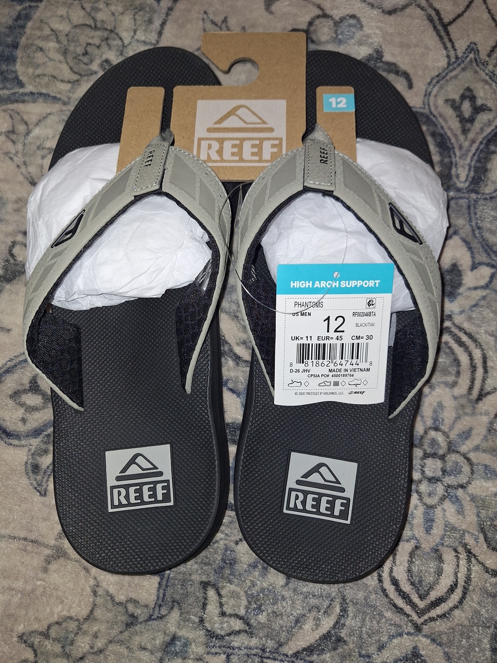 Reef Men’s High-Arch Support Flip Flops — Black and Tan